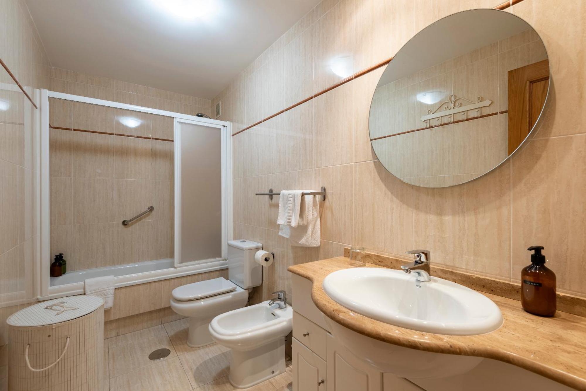 Apartamento Playa Silgar -50 M Playa Con 2 Garajes Y 3 Dormitorios Sanxenxo Exterior foto