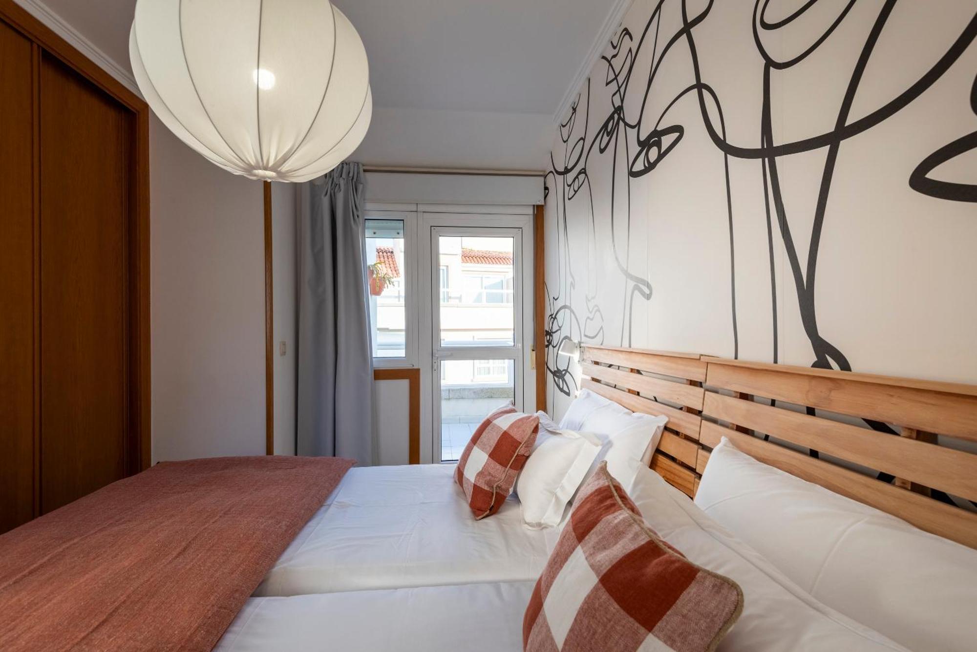 Apartamento Playa Silgar -50 M Playa Con 2 Garajes Y 3 Dormitorios Sanxenxo Exterior foto