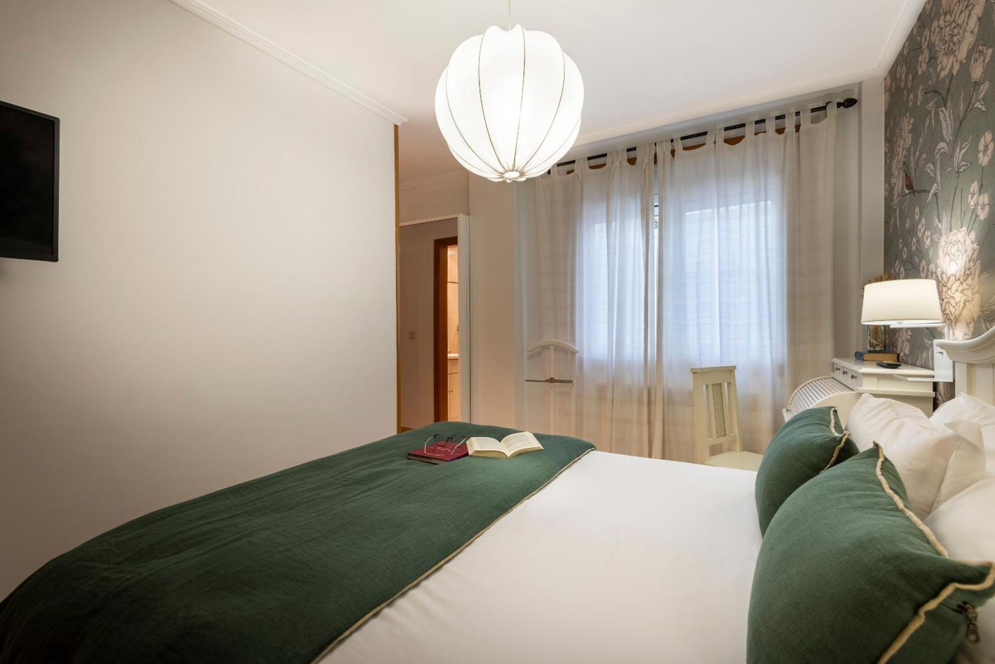 Apartamento Playa Silgar -50 M Playa Con 2 Garajes Y 3 Dormitorios Sanxenxo Exterior foto